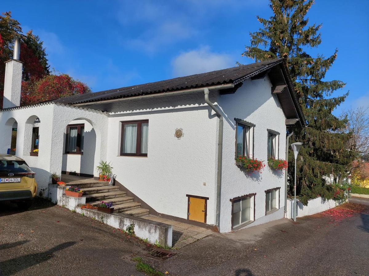 Pension Welserhof Wilfersdorf  Eksteriør billede