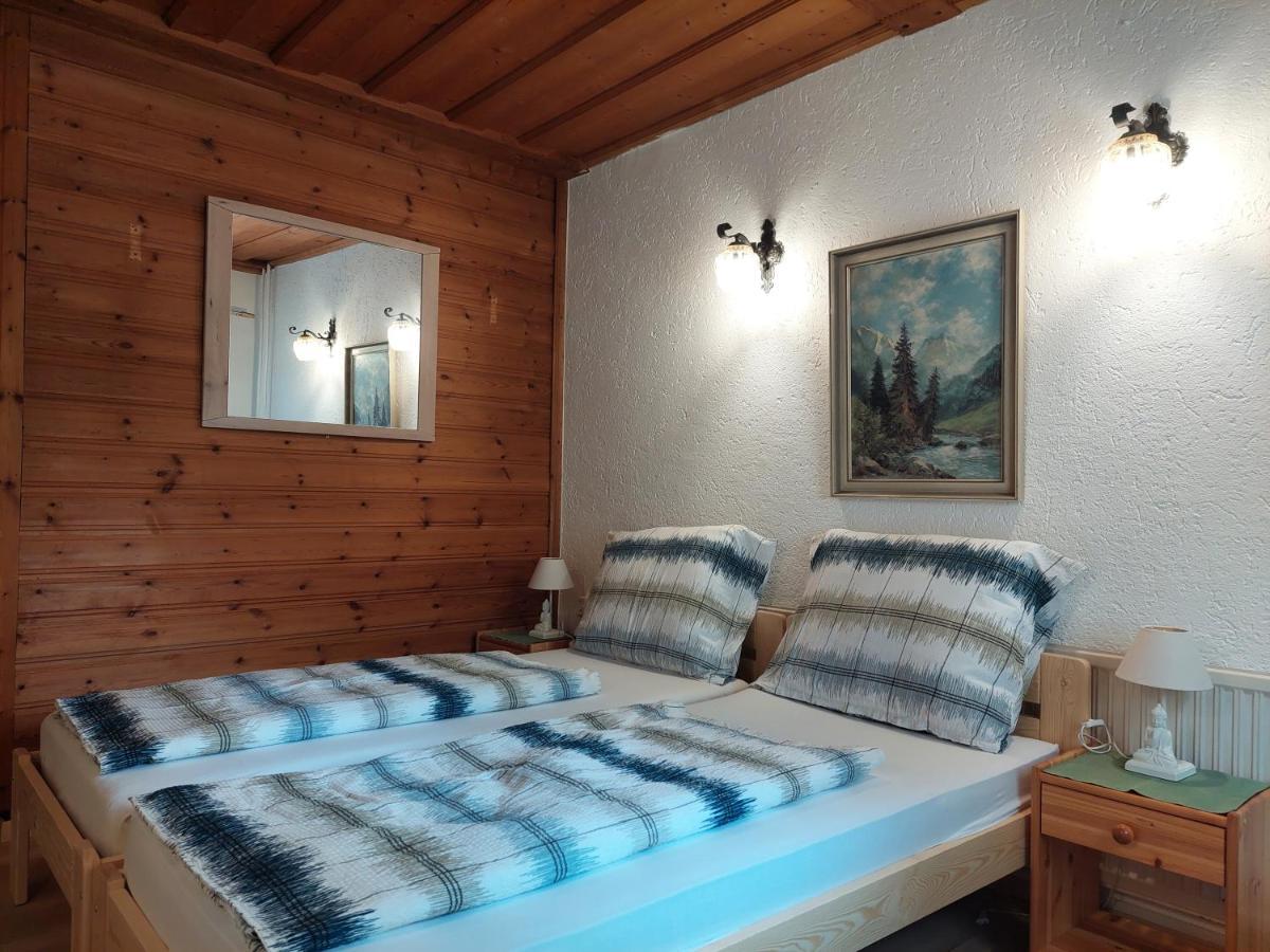 Pension Welserhof Wilfersdorf  Eksteriør billede